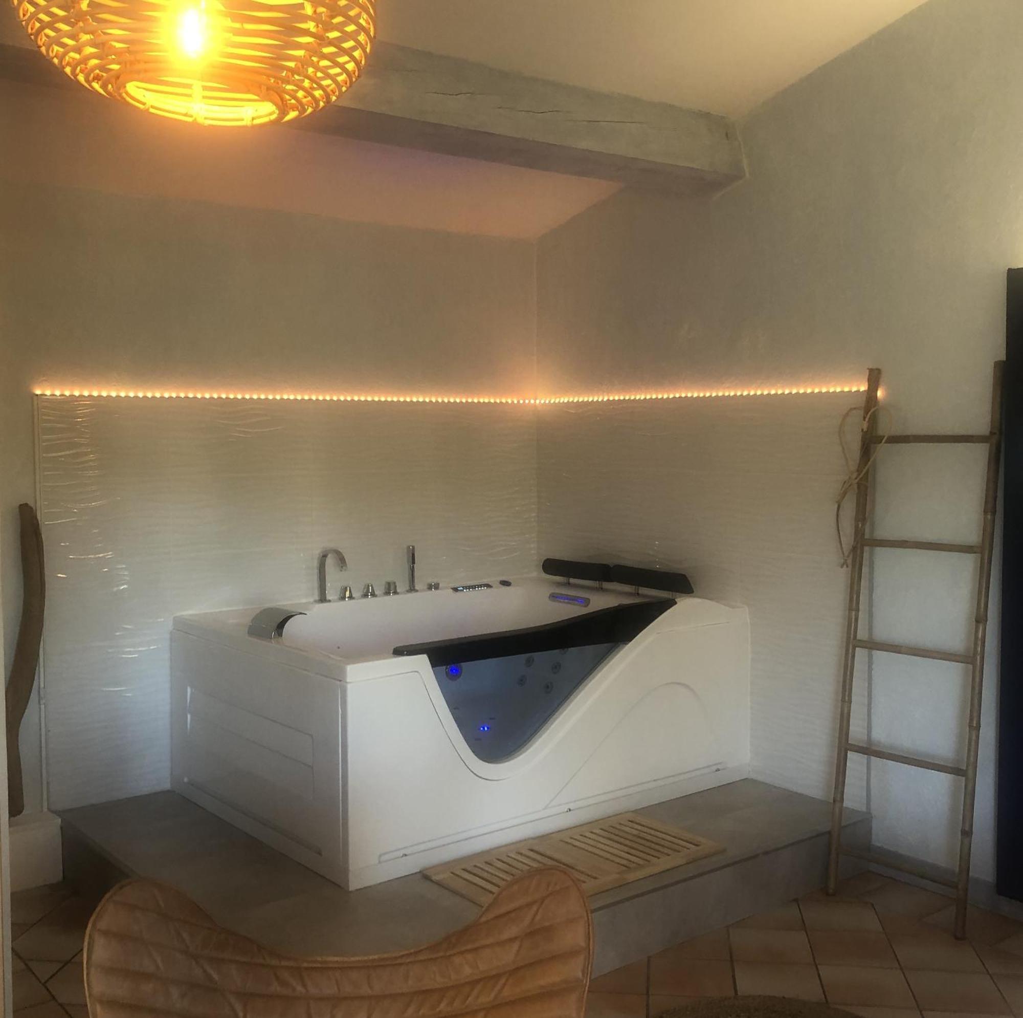 Hotel Jas Neuf Sainte-Maxime Pokoj fotografie